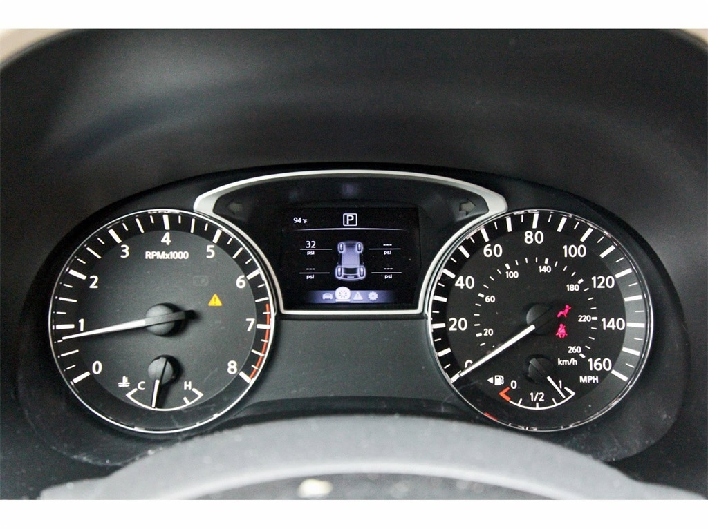 2018 Nissan Pathfinder SL photo 8