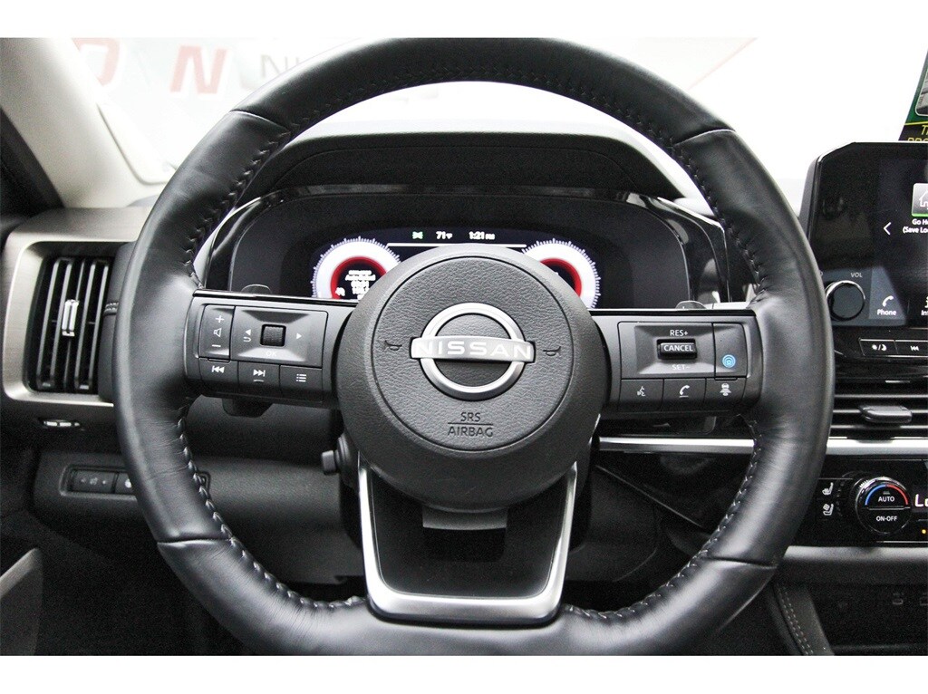 2024 Nissan Pathfinder Platinum - Photo 11