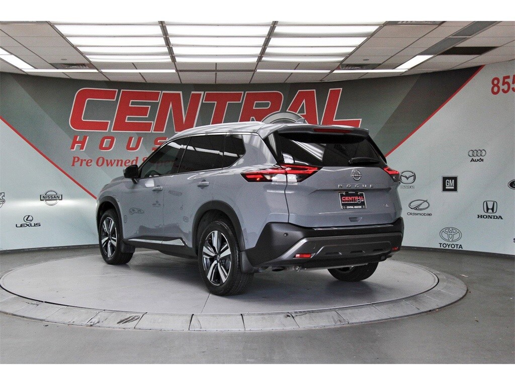 2023 Nissan Rogue SL photo 4