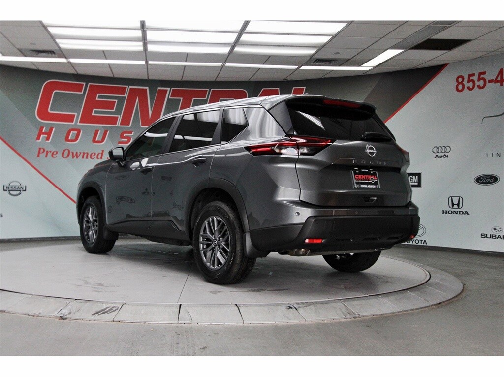 2026 Nissan Rogue S photo 4