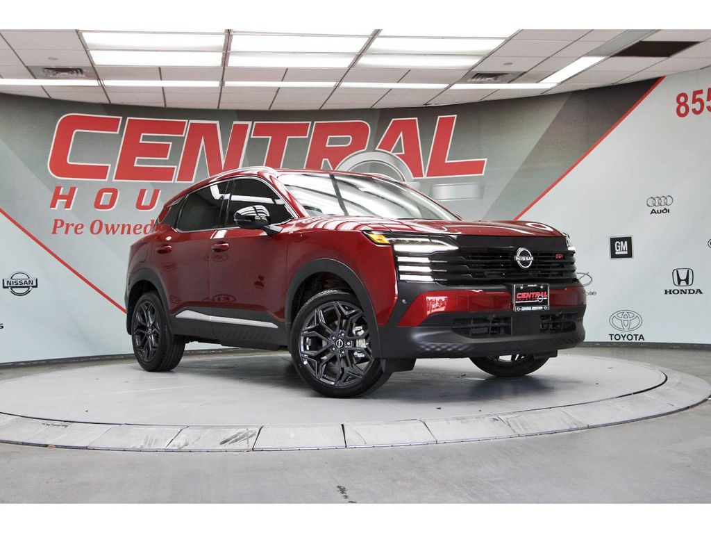 New 2026 Nissan Kicks SR