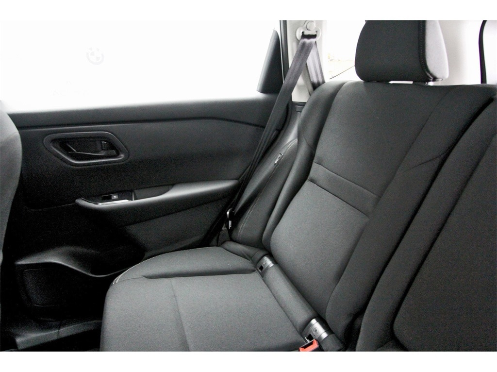 2026 Nissan Rogue S photo 4