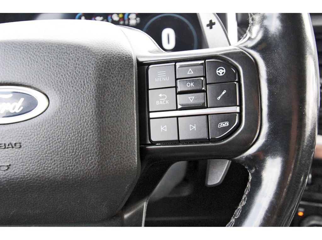2023 Ford F-150 Raptor - Photo 16
