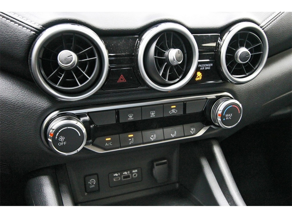 2025 Nissan Sentra SV photo 21