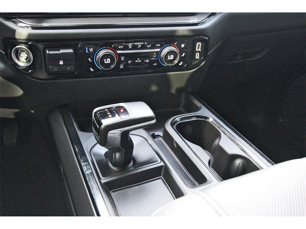 2024 Chevrolet Silverado 1500 ZR2 - Photo 22