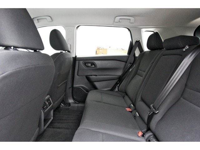 2025 Nissan Rogue S - Photo 10