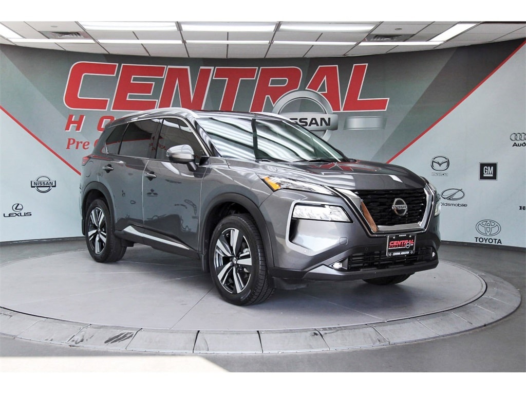 2021 Nissan Rogue SL