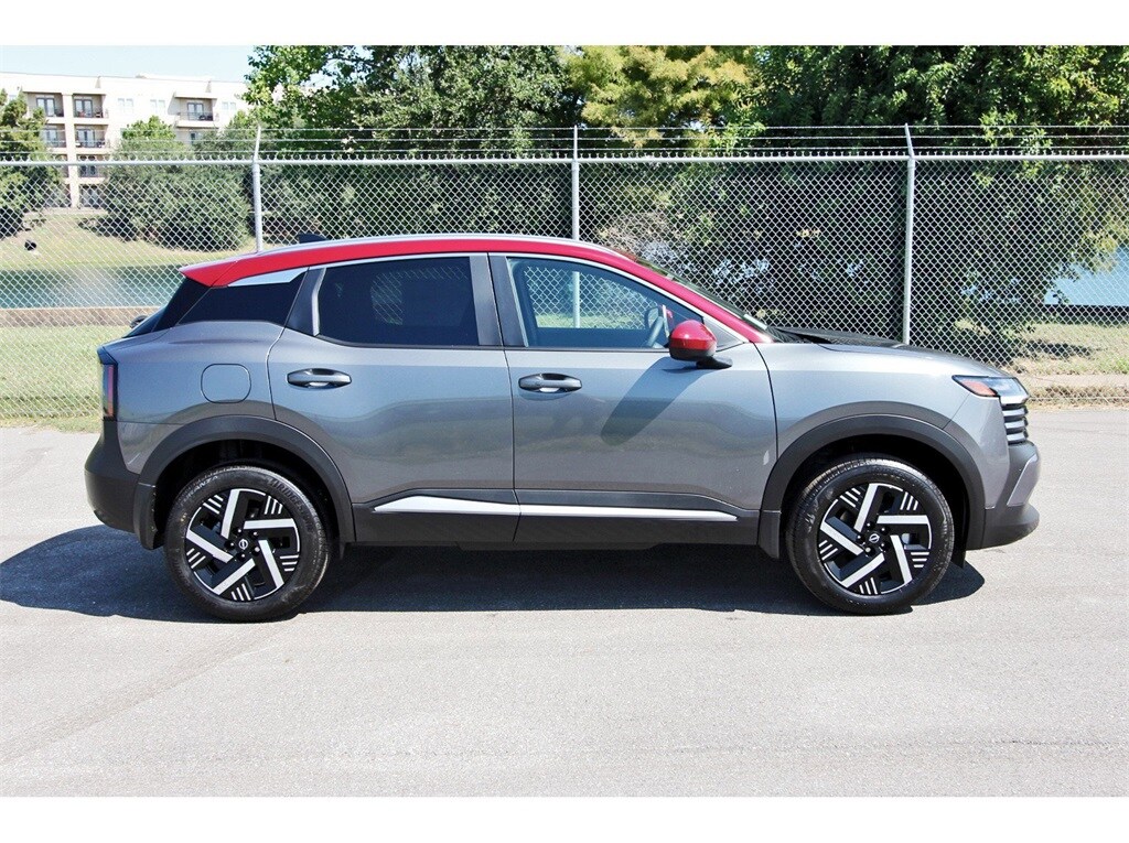 2026 Nissan Kicks SV photo 4