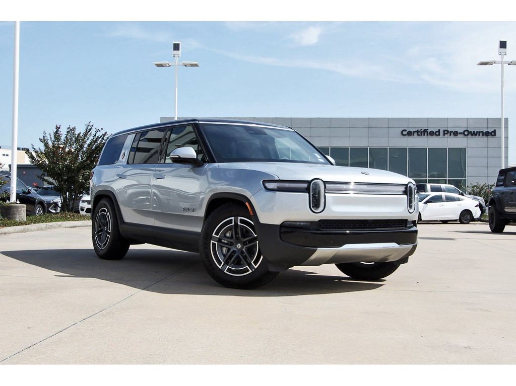 2026 Rivian R1S Dual Motor Standard Pack
