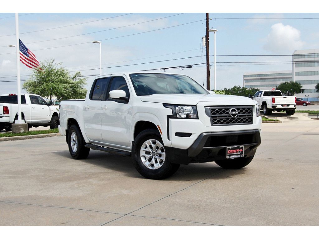 2024 Nissan Frontier SV Crew Cab 4X2 SWB's photo