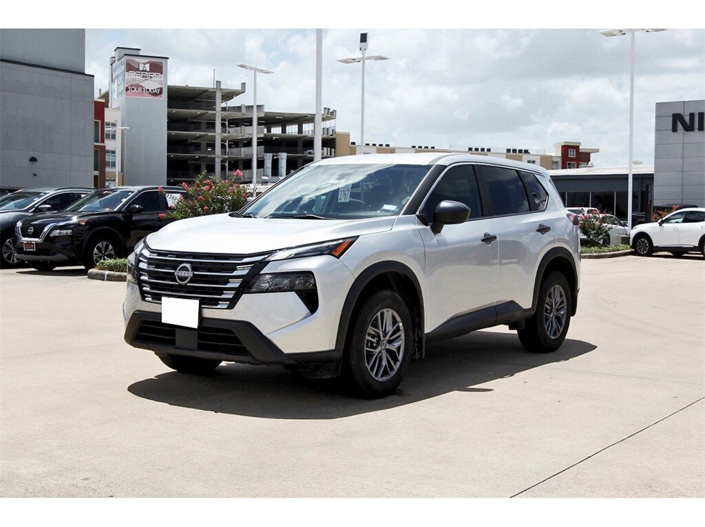 2024 Nissan Rogue S photo 2