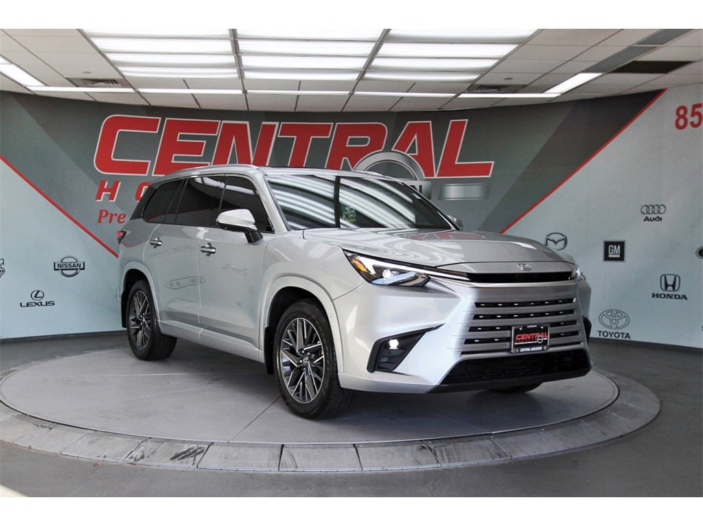 2025 Lexus TX Premium's photo