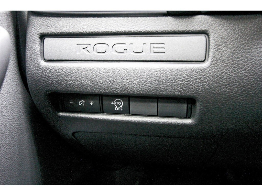 2026 Nissan Rogue S photo 13