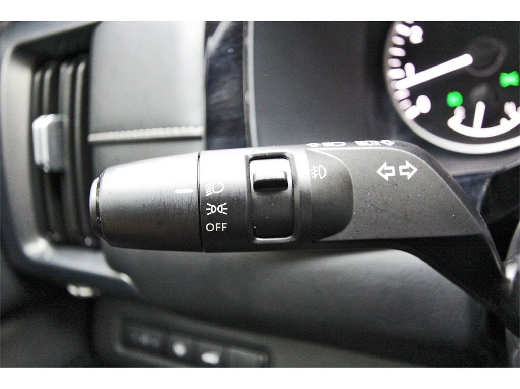 2023 Nissan Pathfinder SL photo 15