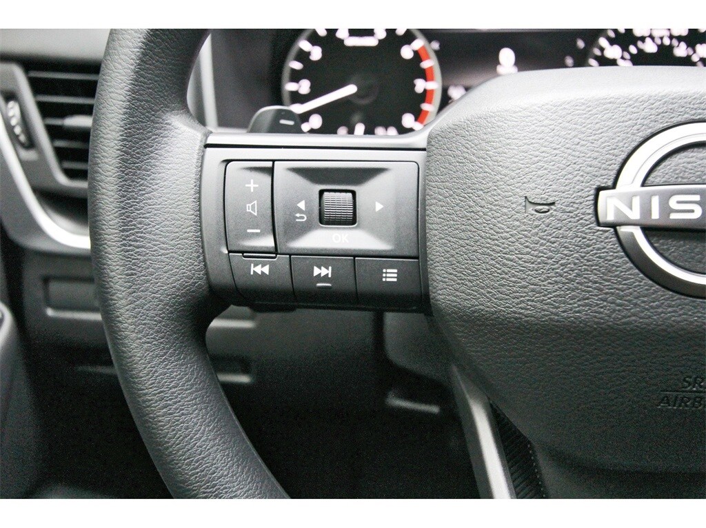 2026 Nissan Rogue S photo 10