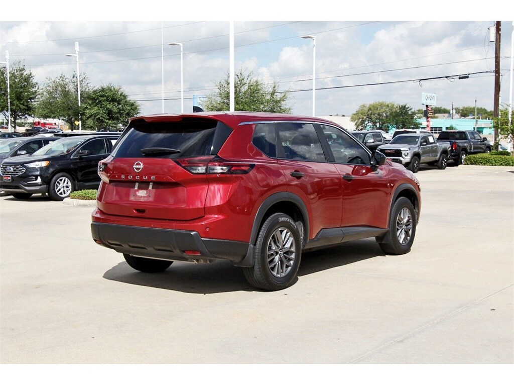2024 Nissan Rogue S photo 3