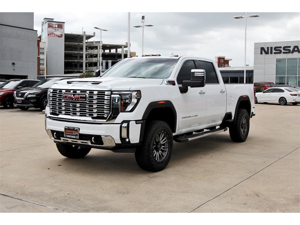 Used 2024 GMC Sierra 2500HD Denali with VIN 1GT49REY5RF368050 for sale in Houston, TX