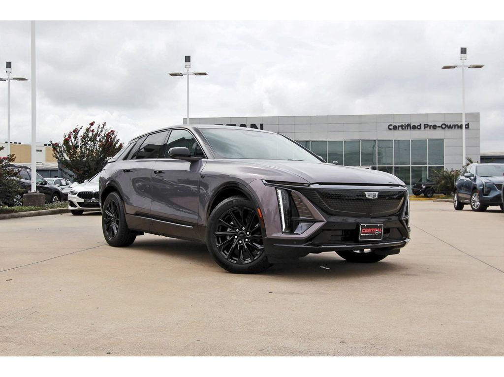 2024 Cadillac LYRIQ
