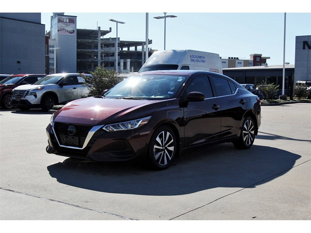 2022 Nissan Sentra SV photo 2