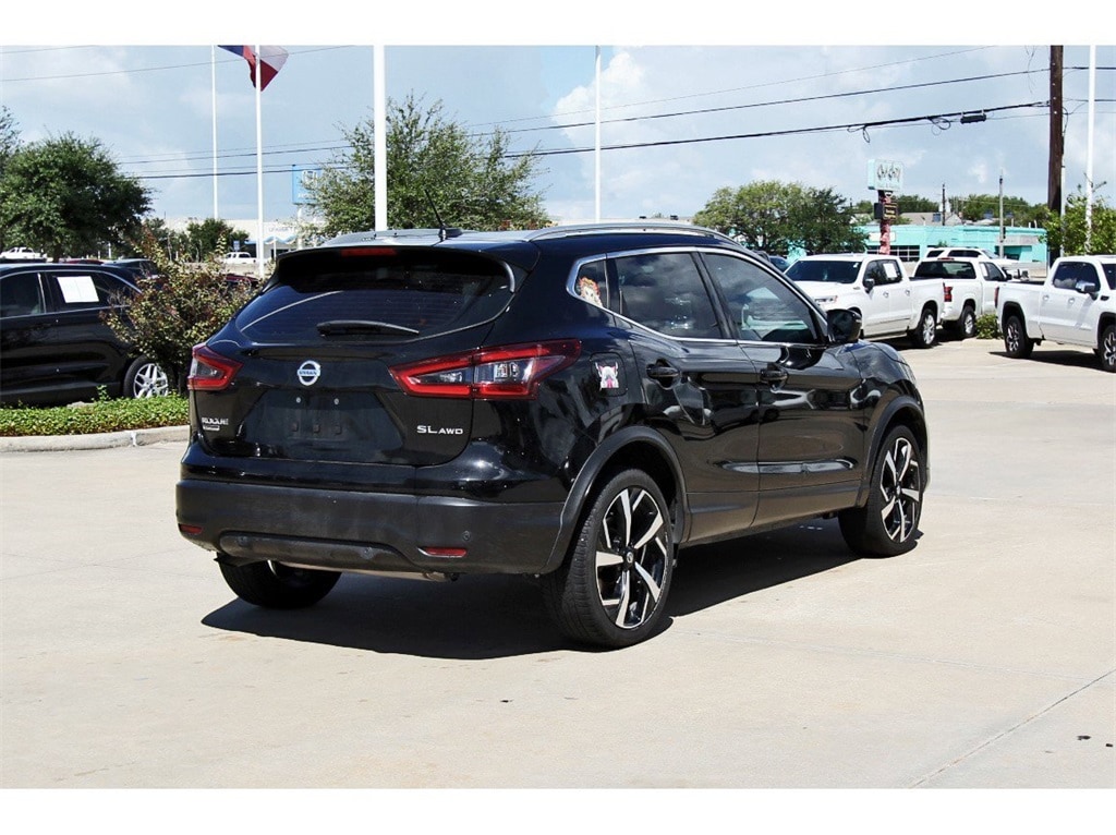 2022 Nissan Rogue Sport SL photo 6