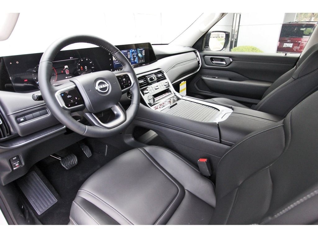 2026 Nissan Armada SV - Photo 13