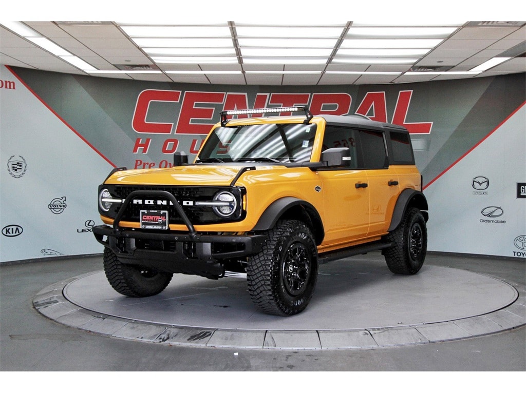 Used 2022 Ford Bronco 4-Door Wildtrak with VIN 1FMEE5DP2NLB30150 for sale in Houston, TX