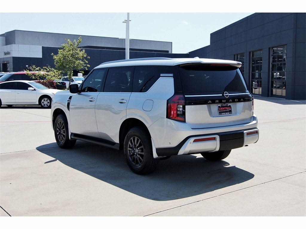 2026 Nissan Armada SV photo 3