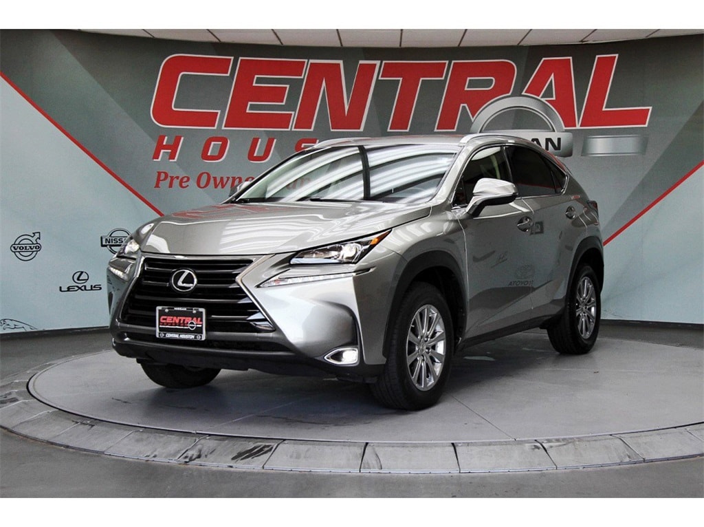 2015 Lexus NX 200t Luxury photo 3