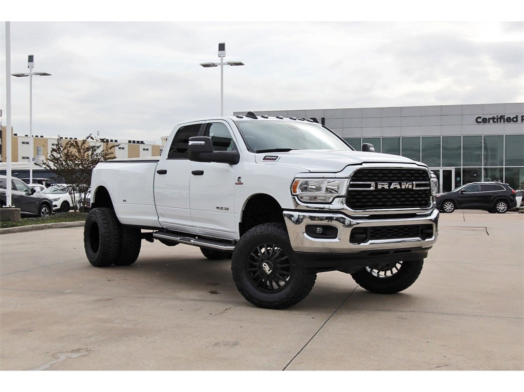 2024 RAM Ram 3500 Pickup Big Horn's photo