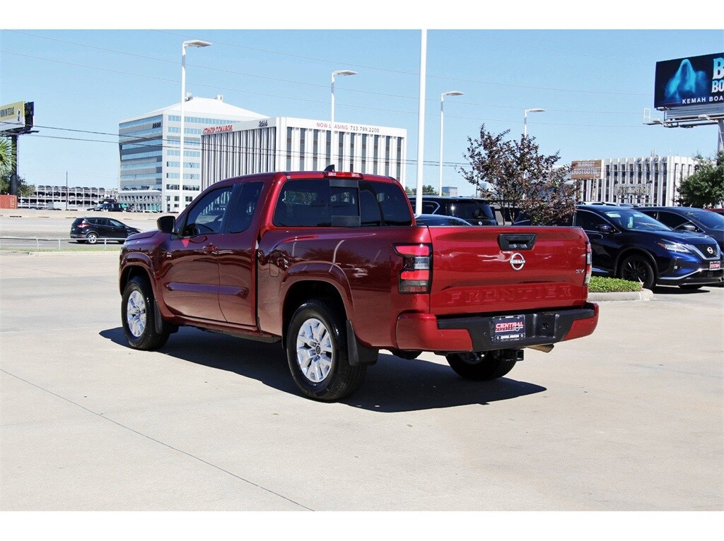 2024 Nissan Frontier SV photo 4