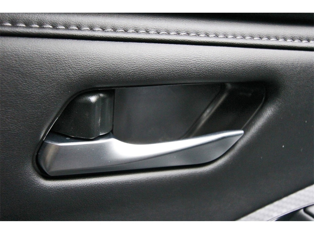 2025 Nissan Sentra SV photo 17