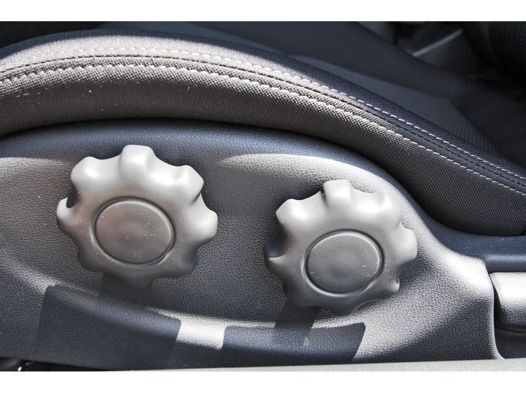 2026 Nissan Z Sport - Photo 13