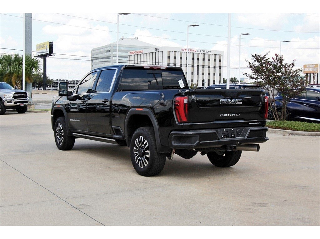 2025 Gmc Sierra 3500 HD Denali Ultimate photo 4