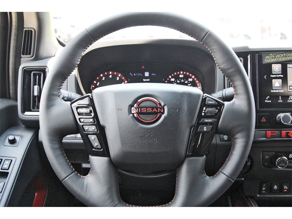 2026 Nissan Frontier PRO-4X photo 13
