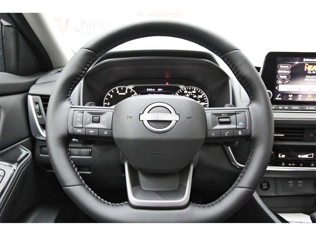 2025 Nissan Rogue SV photo 10