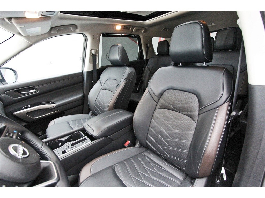 2024 Nissan Pathfinder Platinum - Photo 27