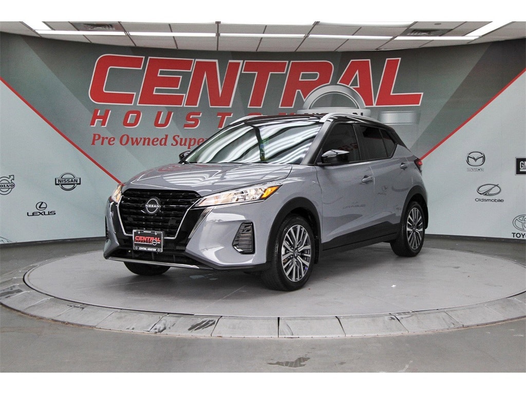 Used 2023 Nissan Kicks SV with VIN 3N1CP5CV0PL549999 for sale in Houston, TX