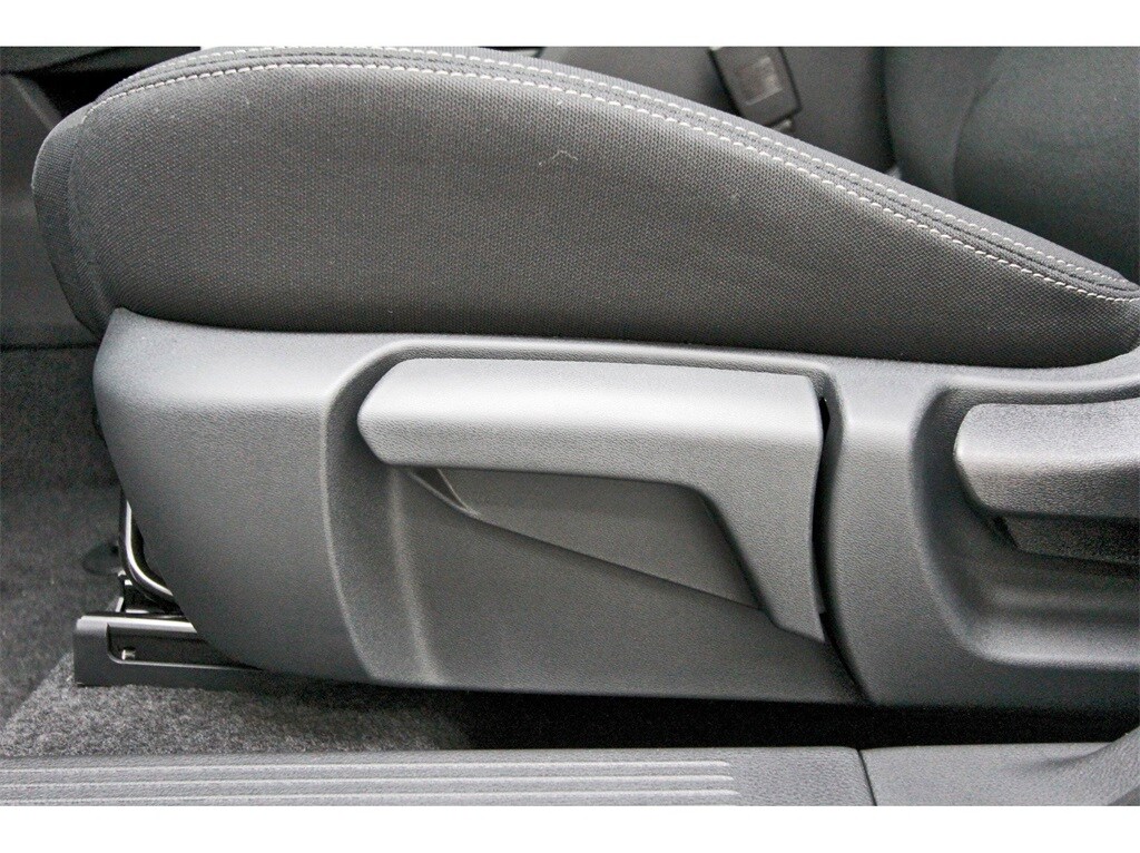 2026 Nissan Rogue S photo 20