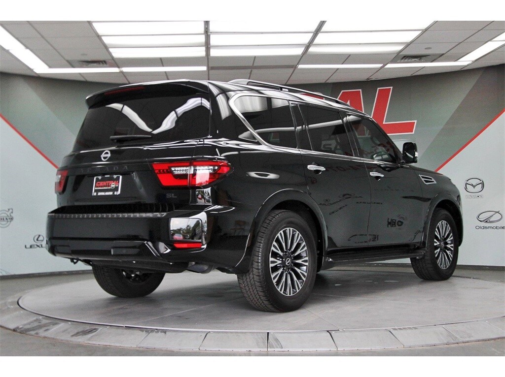 2023 Nissan Armada SL photo 4