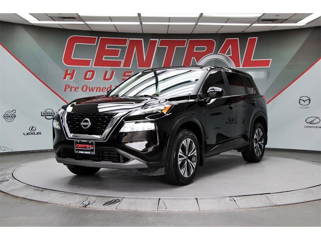 2023 Nissan Rogue SV photo 2