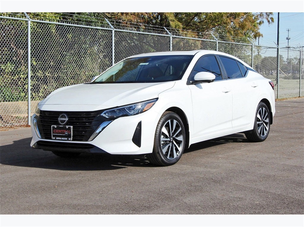 2025 Nissan Sentra SV photo 2