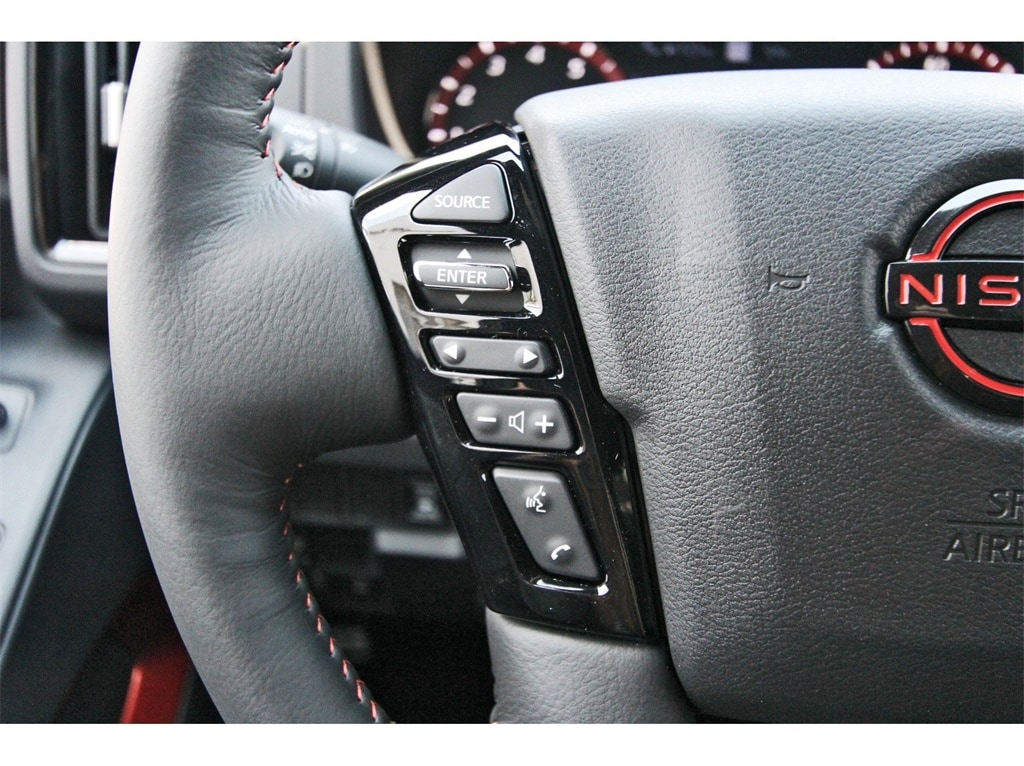 2026 Nissan Frontier PRO-4X photo 15