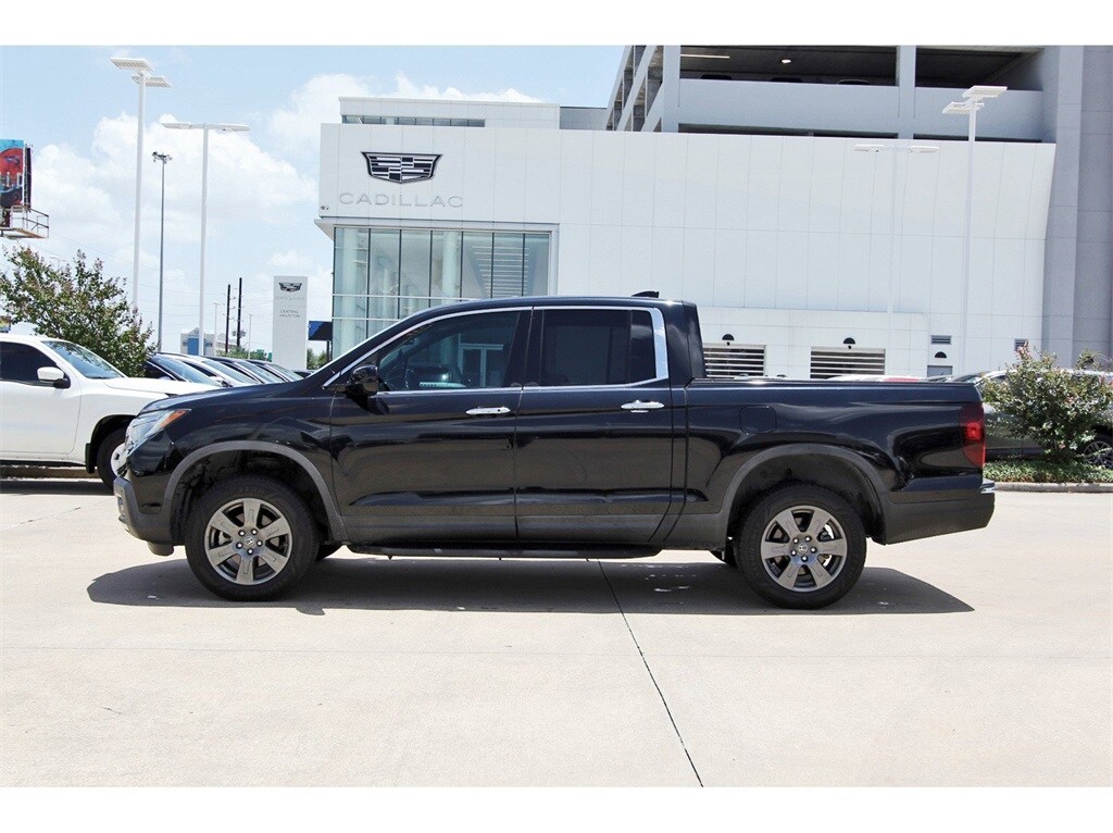 2020 Honda Ridgeline RTL-E photo 3