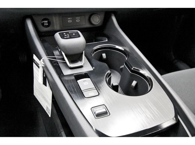 2025 Nissan Rogue S - Photo 23