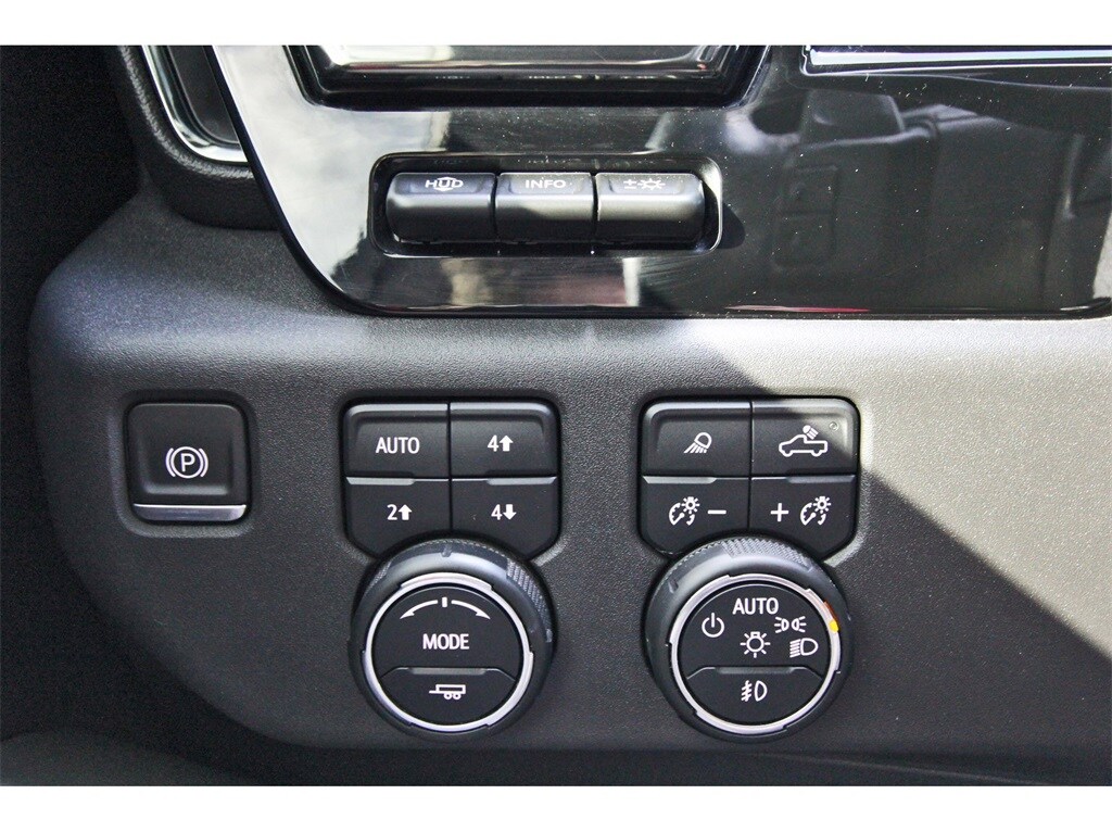 2024 Chevrolet Silverado 1500 ZR2 - Photo 16