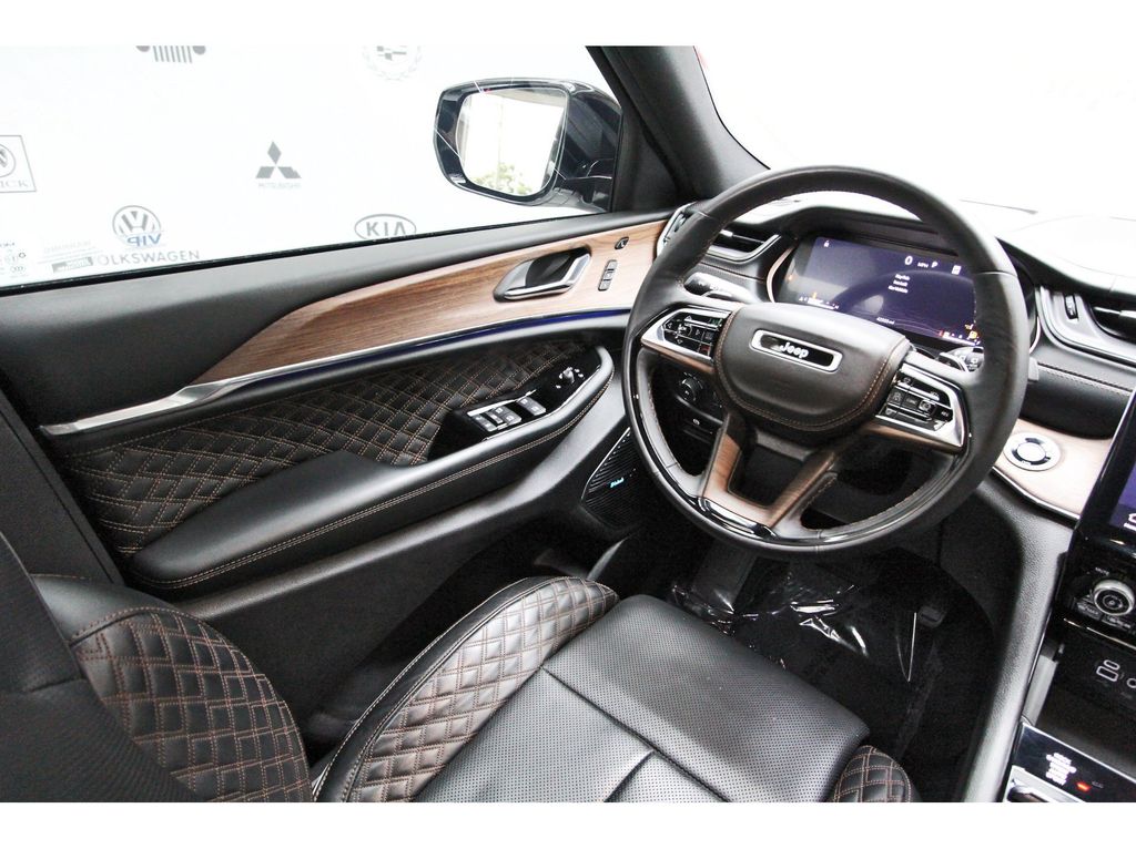 2024 Jeep Grand Cherokee Summit - Photo 7