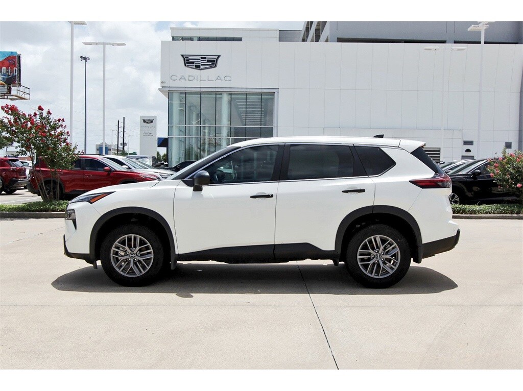2024 Nissan Rogue S photo 3