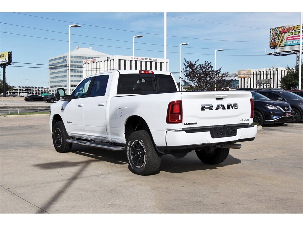 2025 Ram 2500 Laramie photo 4