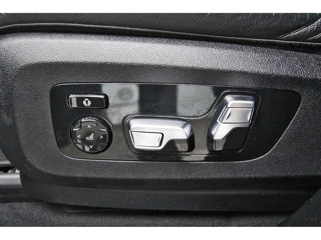 2022 BMW X5 M50i - Photo 27