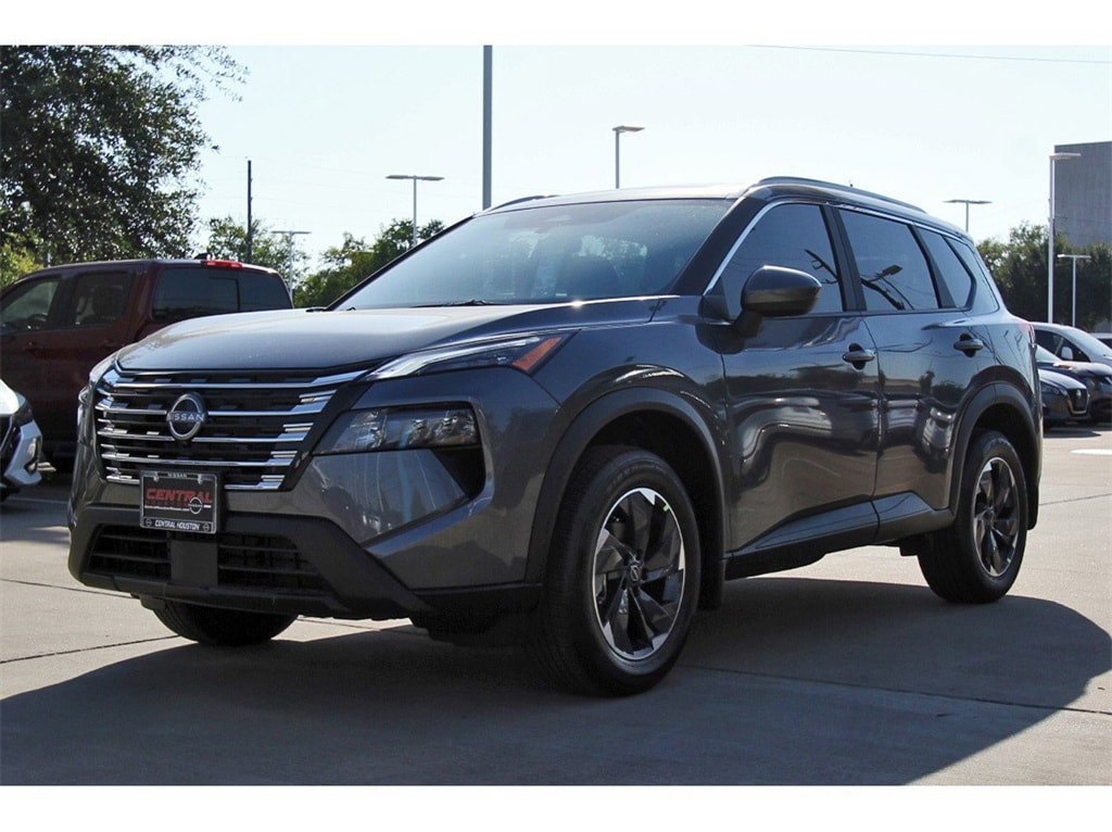 2025 Nissan Rogue SV photo 2